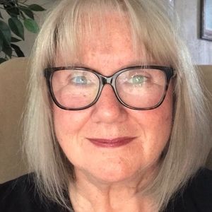 Meet your Posher, Beth